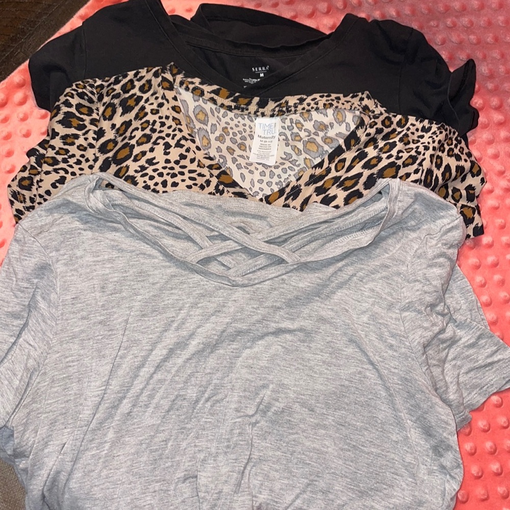 3 MATERNITY Shirts